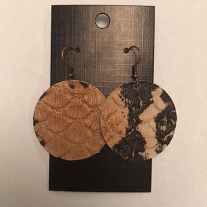 Leather earring!